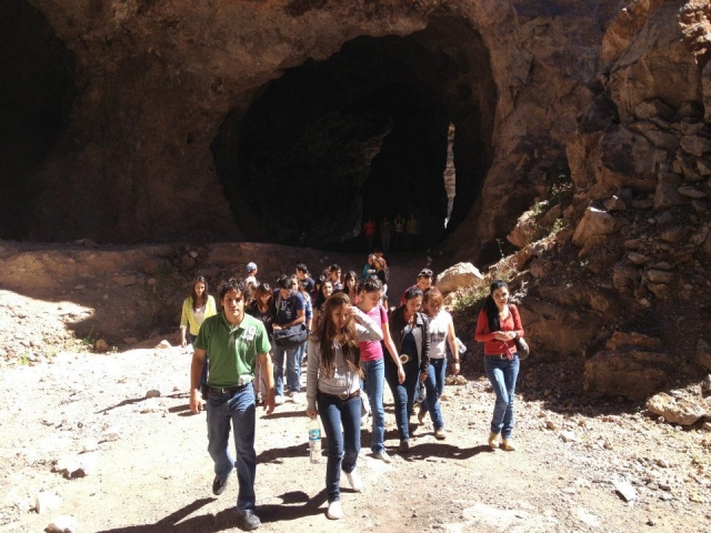  Walk through caves 